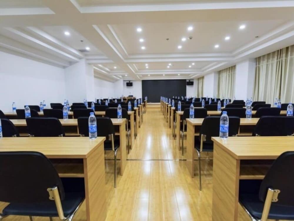 Greentree Inn Hefei Feixi County South Jinzhai Road Jinyun International Business Hotel 19/22