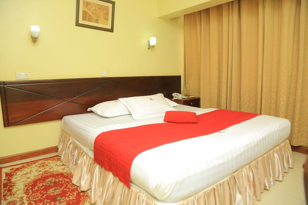 Holiday Express Hotel 45/74