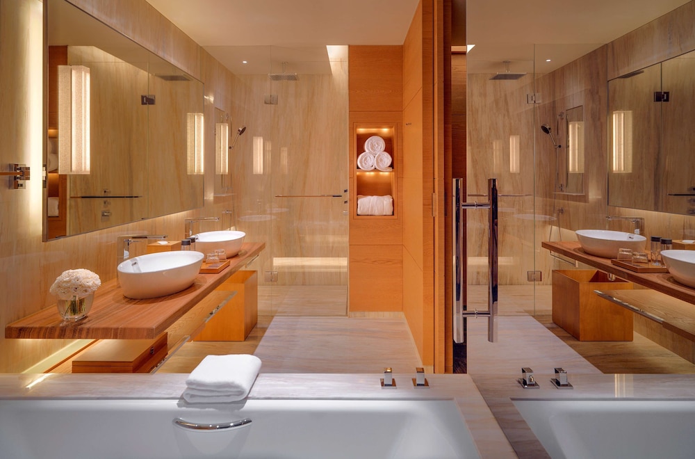 PARK HYATT GUANGZHOU 19/71