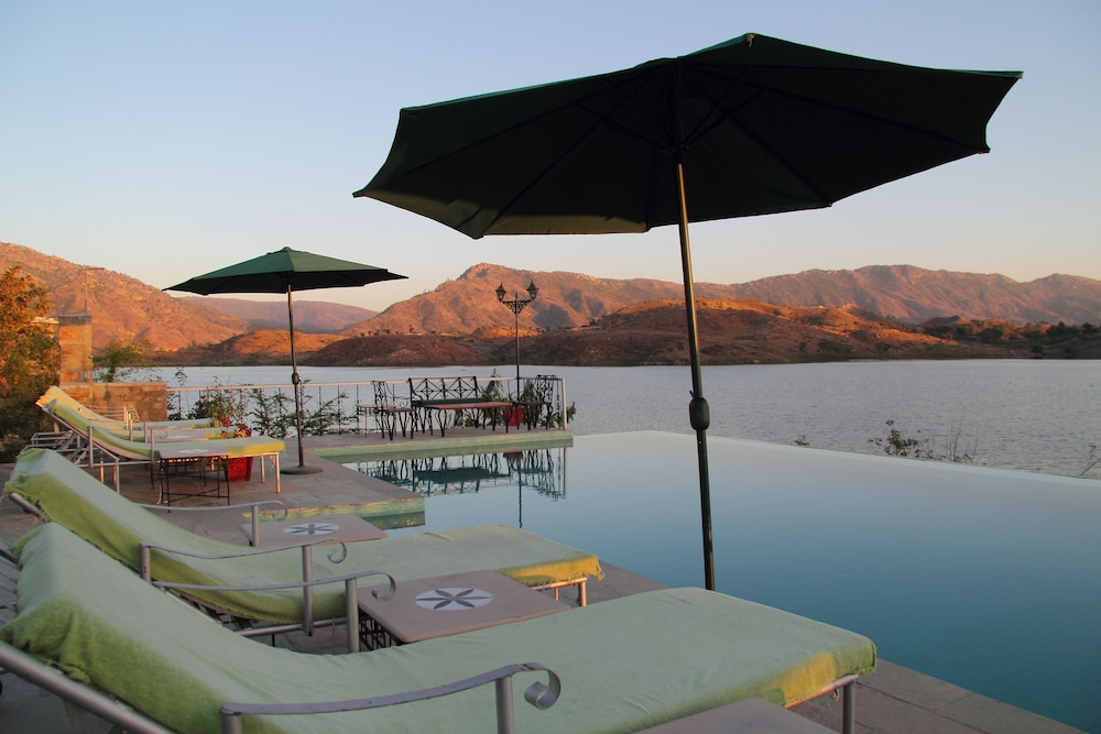 The Jhadol Safari Resort 28/32