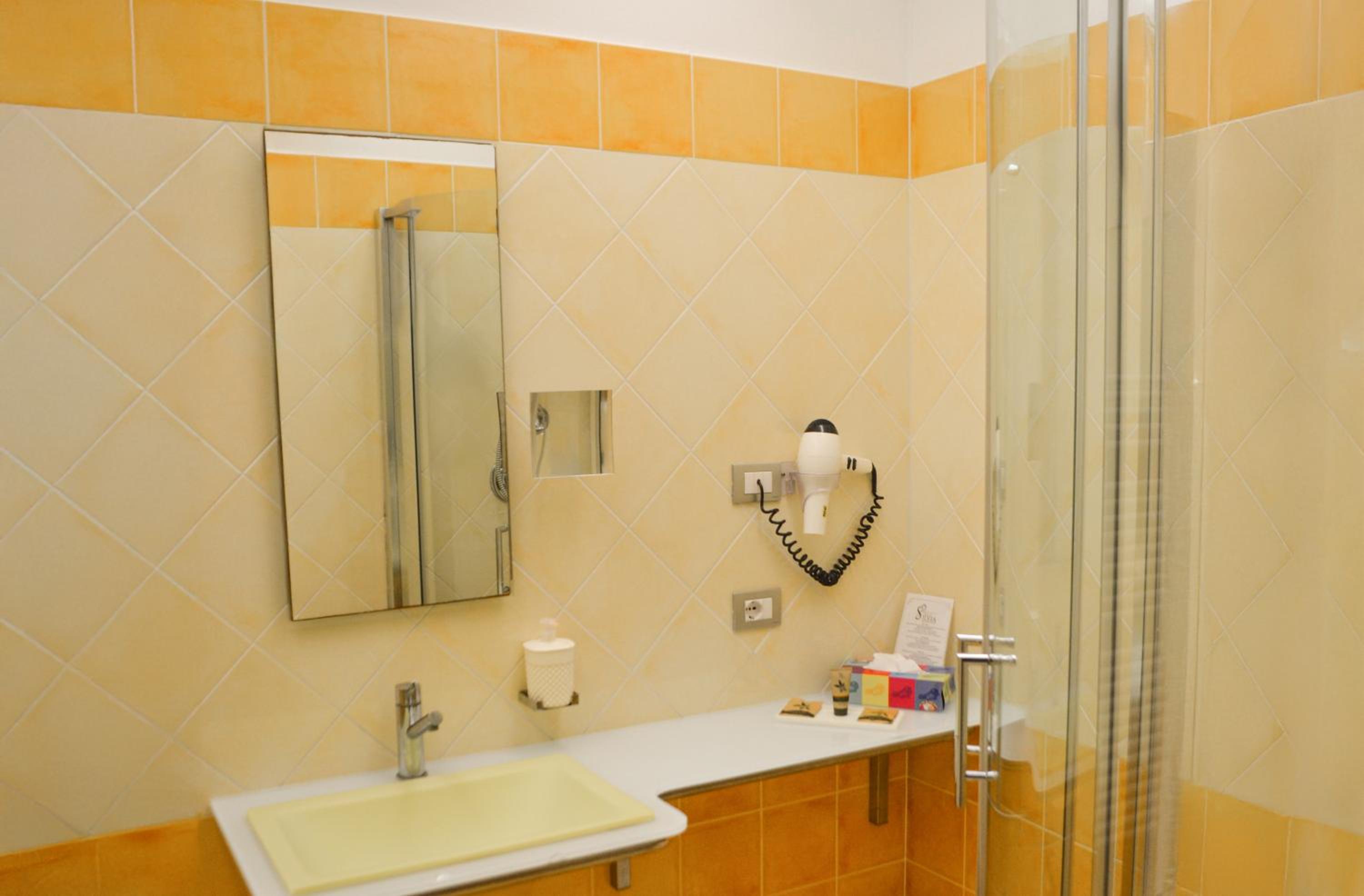 غرفة سوبيريور بسرير كوين، AHG Donna Silvia Wellness Hotel 5/5