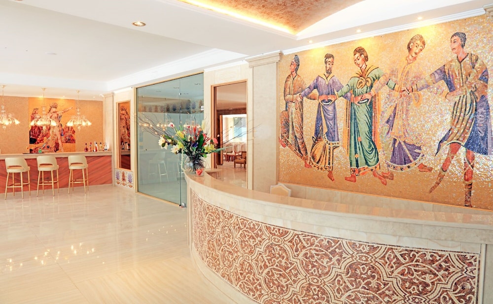 Mythos Palace Resort - Adults only 10/70