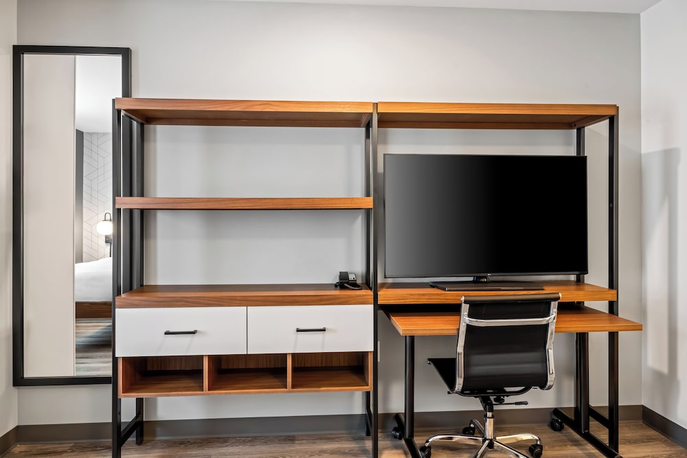 Everhome Suites Rochester Greece 34/50