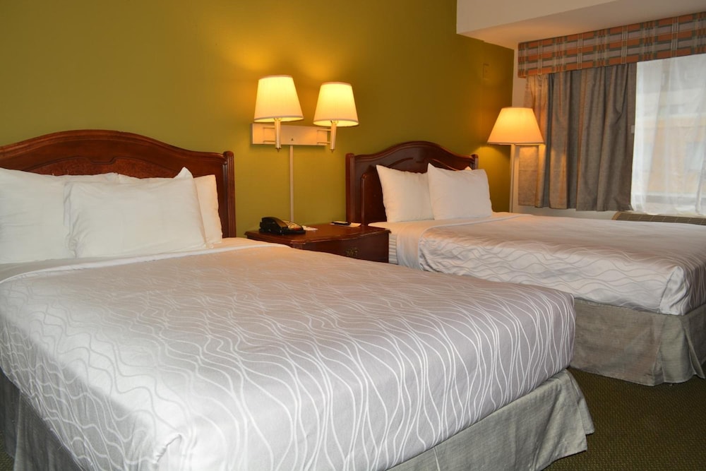 Chicago Lake Shore Hotel 26/44