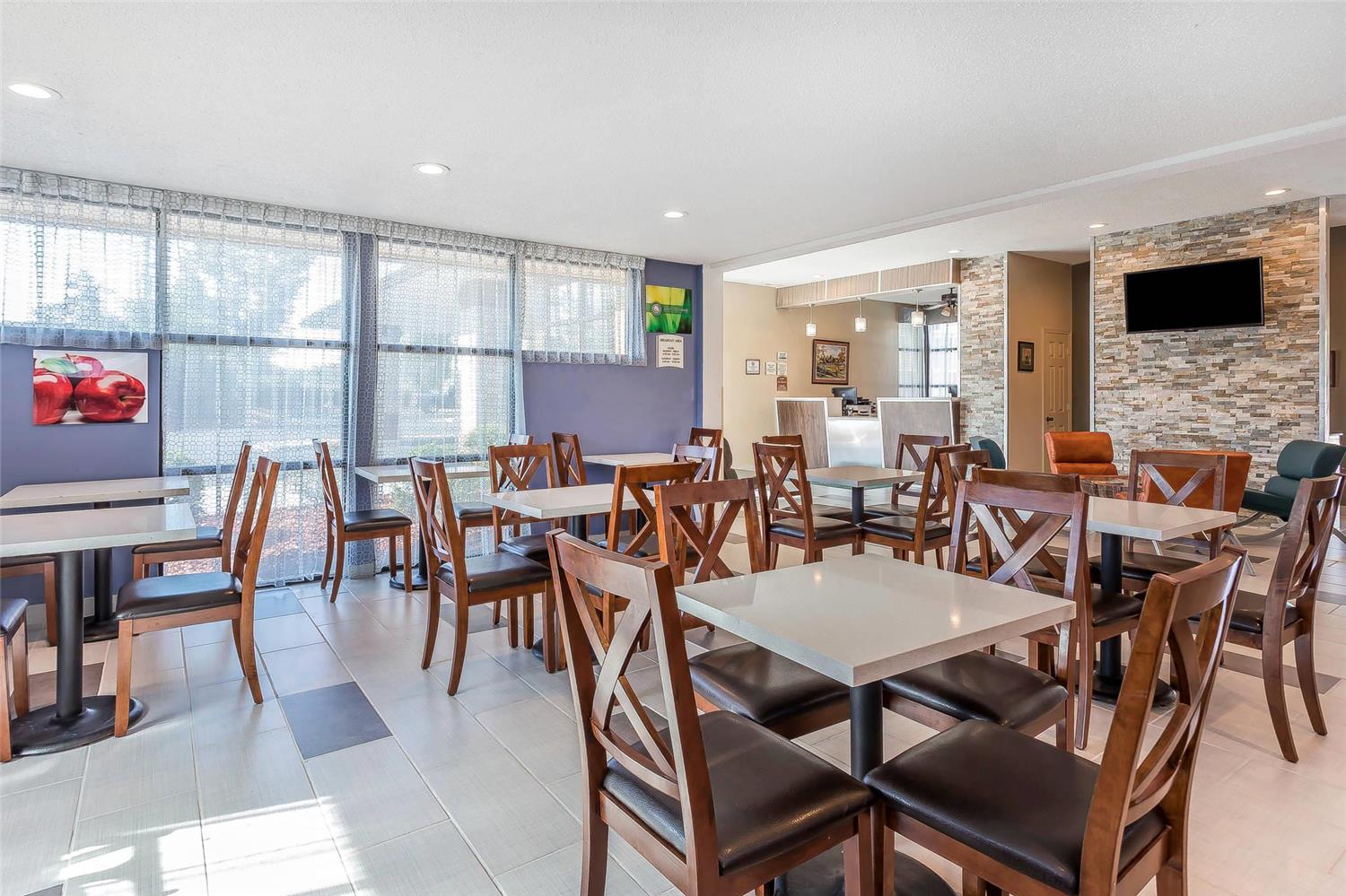 Quality Inn Pinehurst Area 25/32