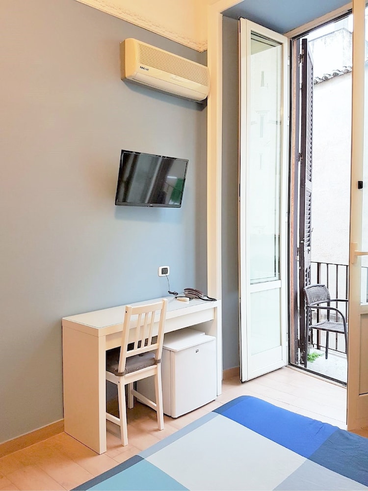 Hotel Meuble Santa Chiara Suite 17/48