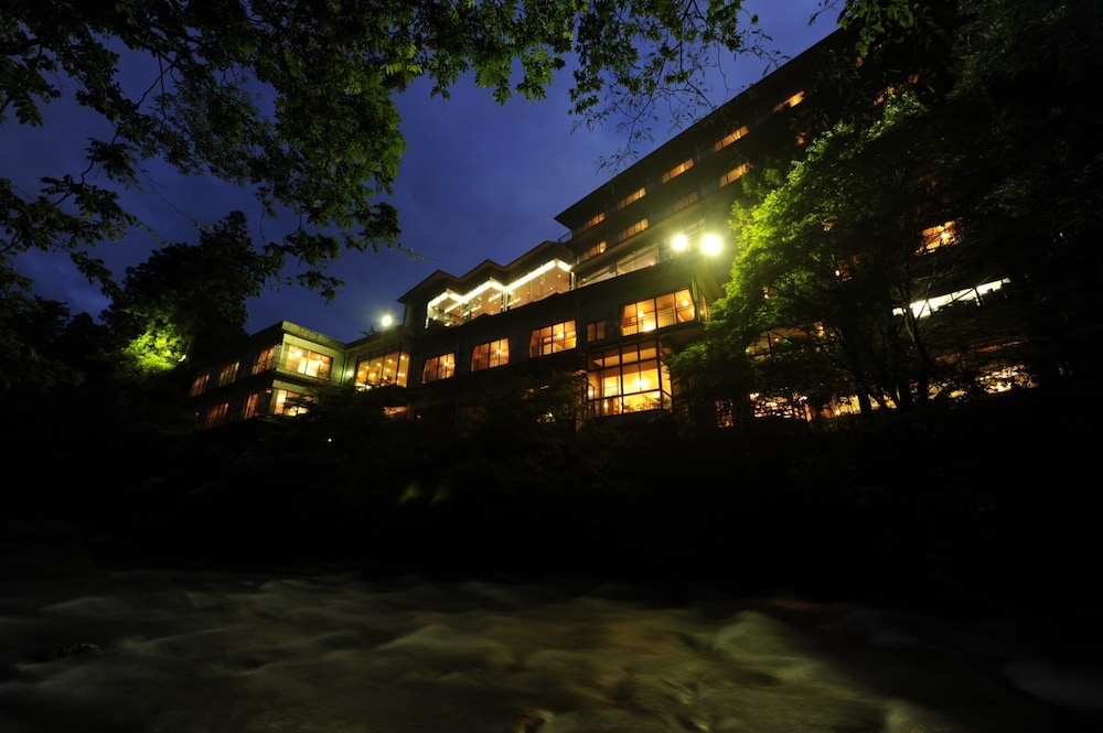 Yamanaka Onsen Shirasagiyu Tawaraya 2/52