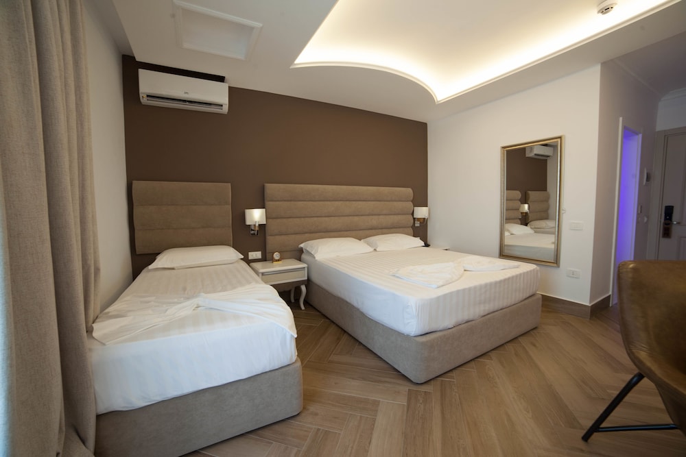 Grand Blue Fafa Resort 10/50
