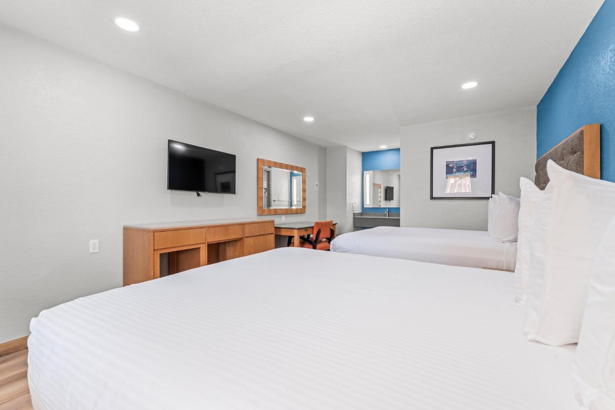 Room, 2 Queen Beds