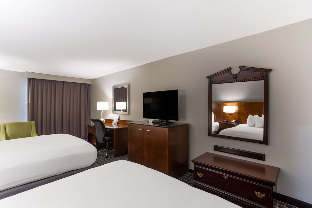 SureStay Plus By Best Western Greenwood 12/50