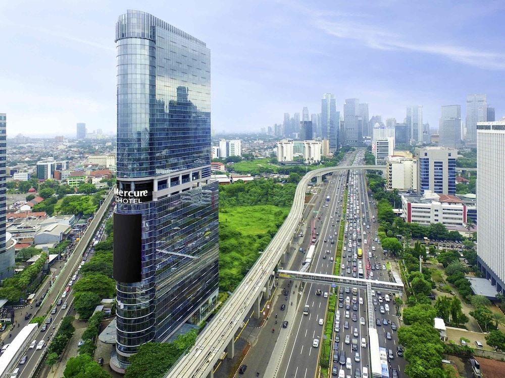 Mercure Jakarta Gatot Subroto 4/78