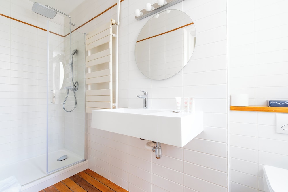 HOTELHOME PARIS 16 50/50