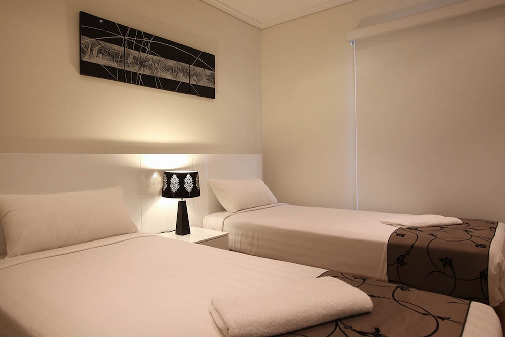 Opal Cove Resort 31/72