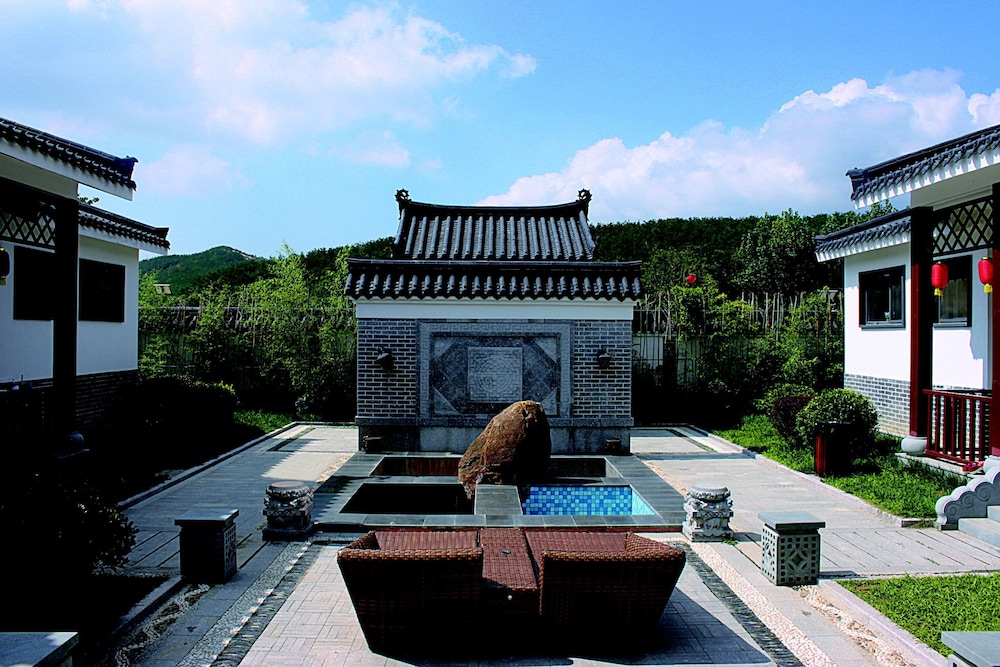 The Brigh Eco Hotel Yantai 4/56