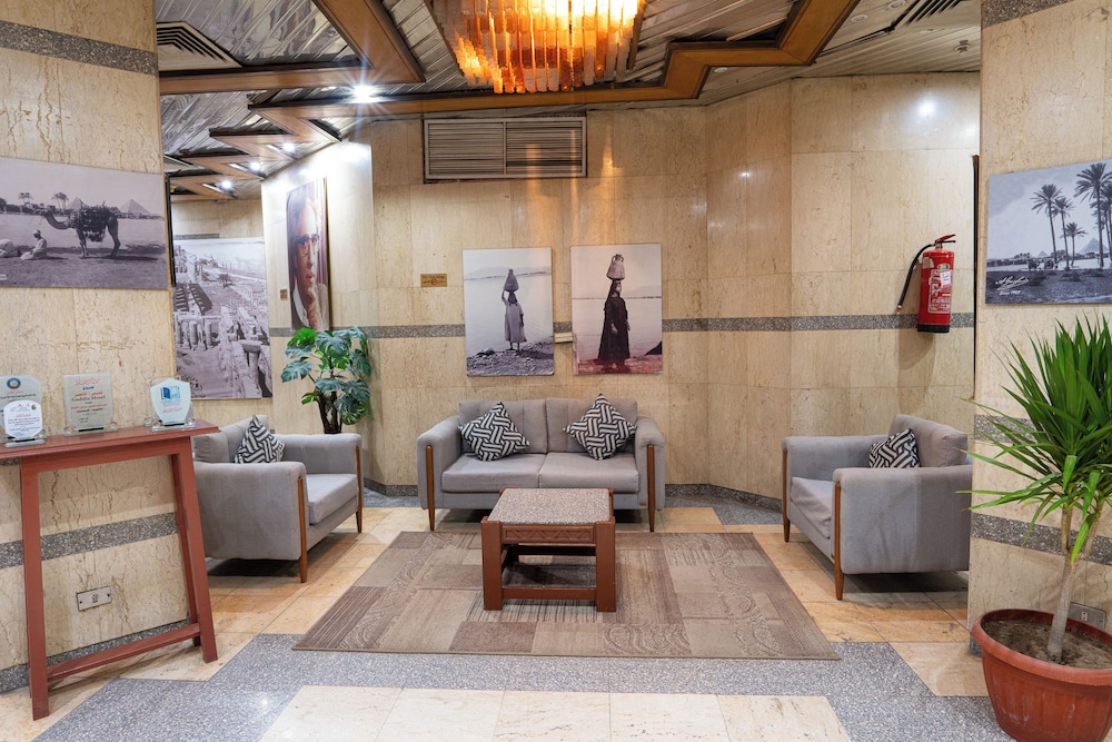 Gaddis Hotel Suites and Apartments 58/75