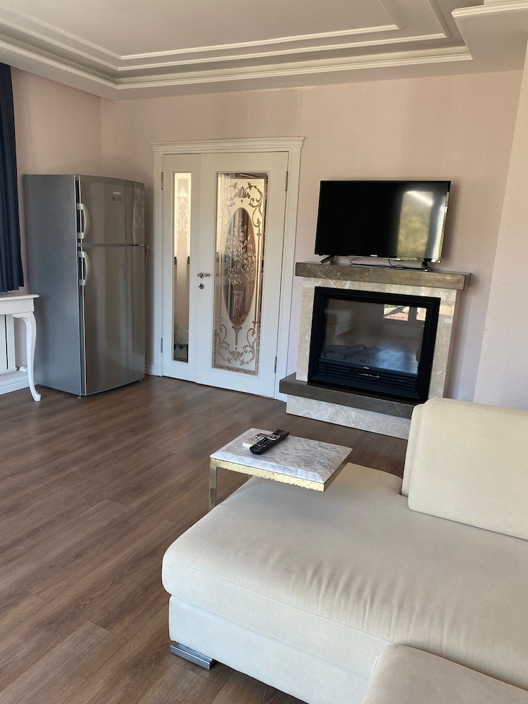 1 BEDROOM, SUPERIOR, STUDIO, SUITE, SEA VIEW, BALCONY