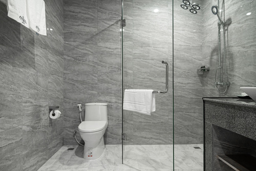The Onra Hotel 39/41