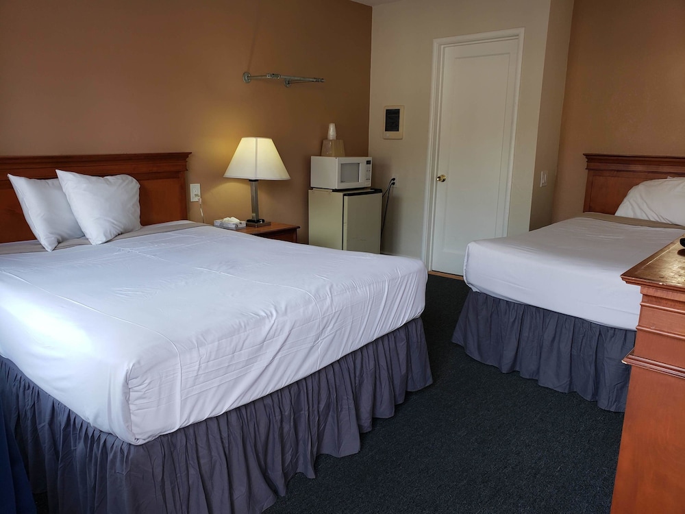 Motel6 Santa Cruz, CA 16/56