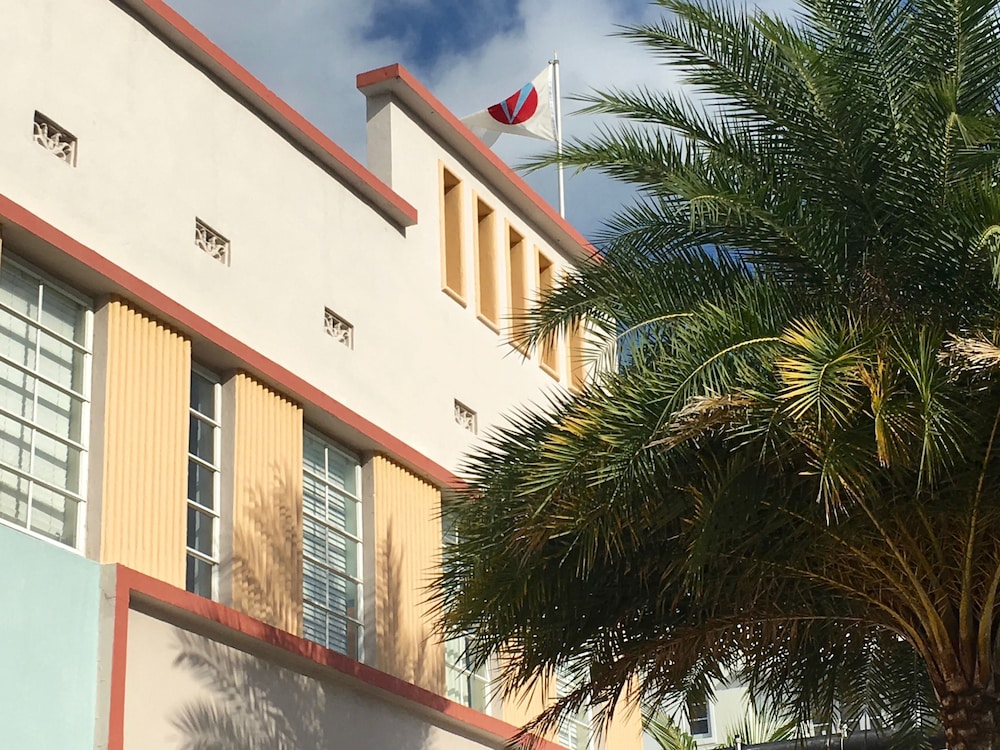Viscay Hotel 5/40