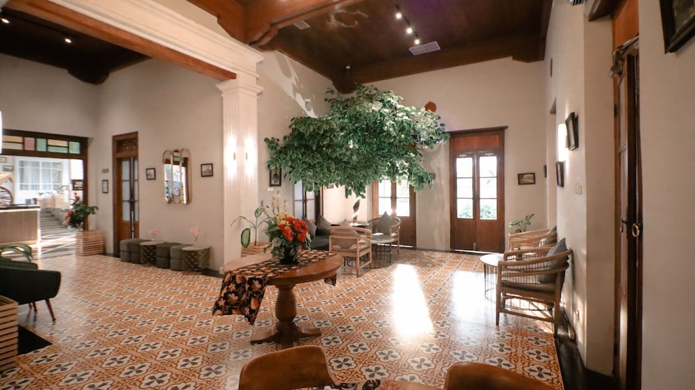 Solia Hotel Yosodipuro Solo 32/52
