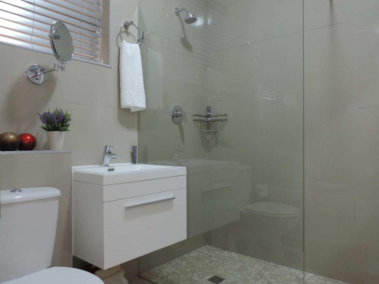 Vredenburg Boutique Lodge 30/32