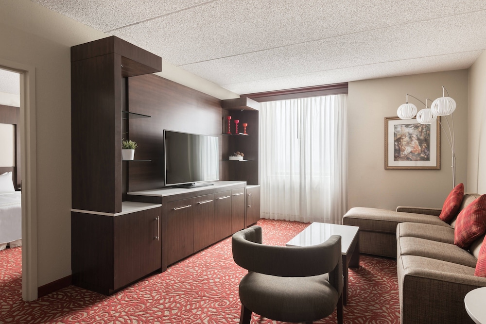 Lobby at Chicago Marriott Northwest, HOFFMAN ESTATES - IL
