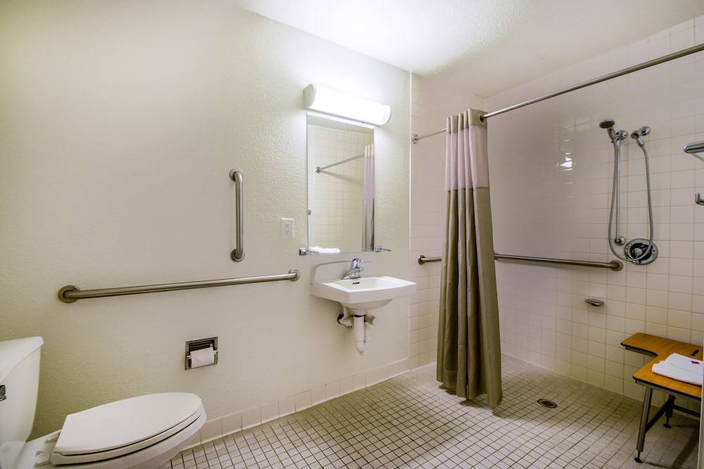 Motel6 Kelso, WA - Mt. St. Helens 17/45