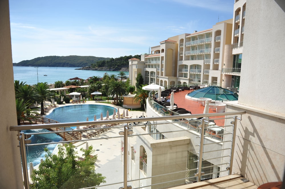 Splendid Conference Spa Resort 7/77