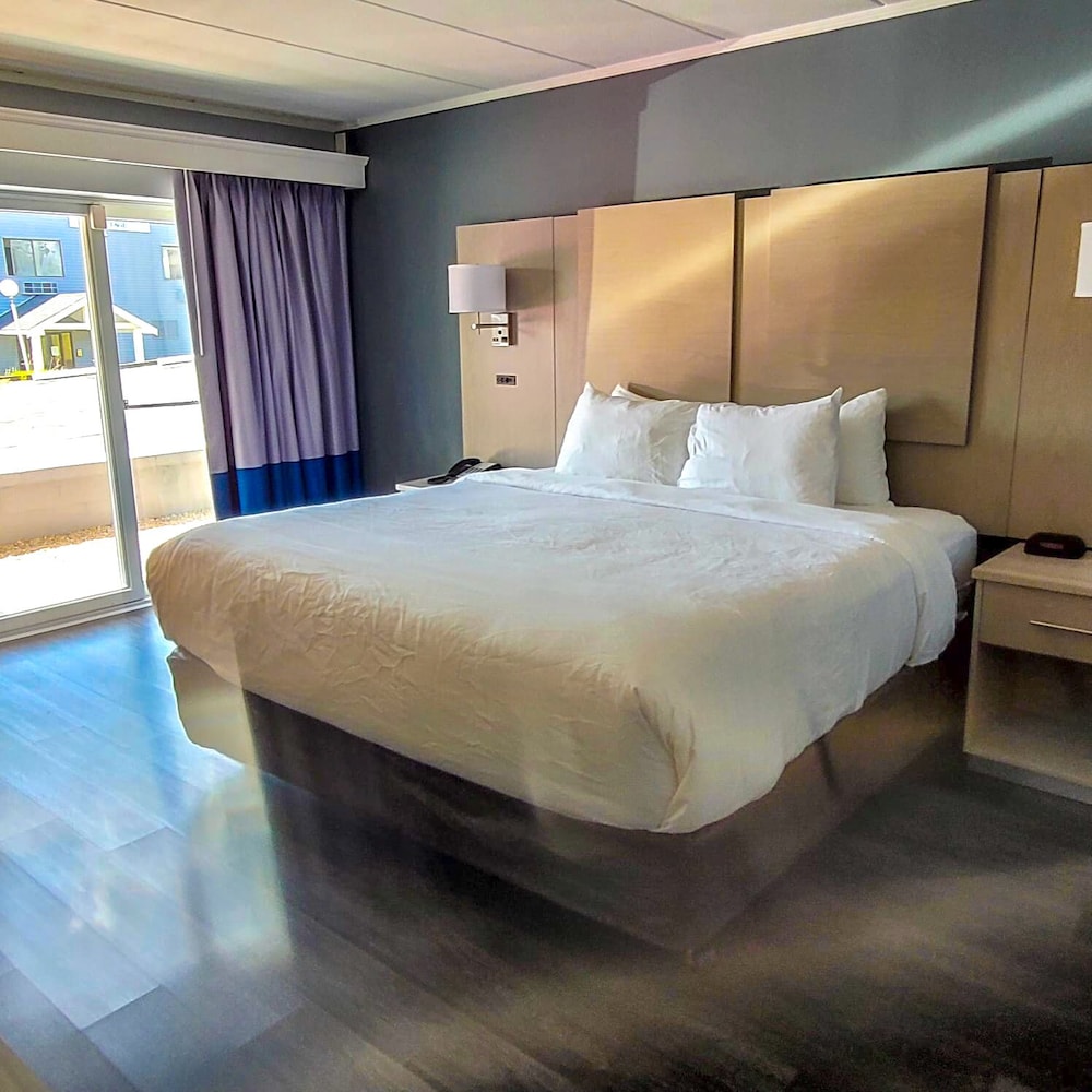 Comfort Inn Hyannis - Cape Cod 17/39
