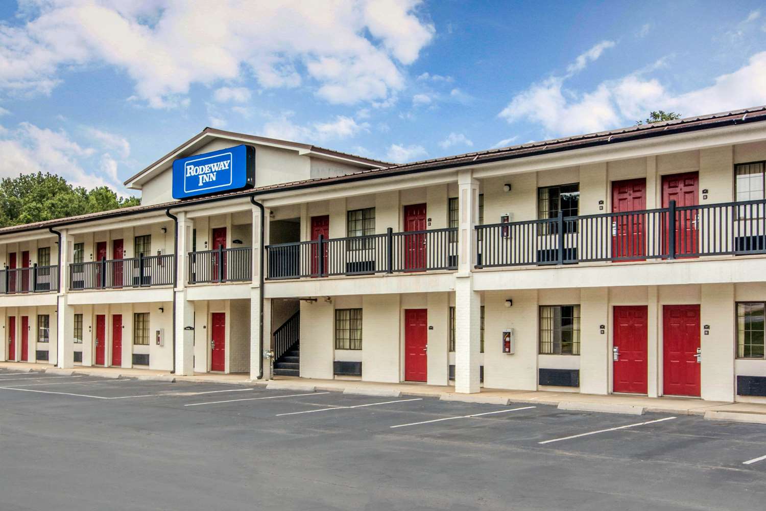 Rodeway Inn La Grange East 1/10