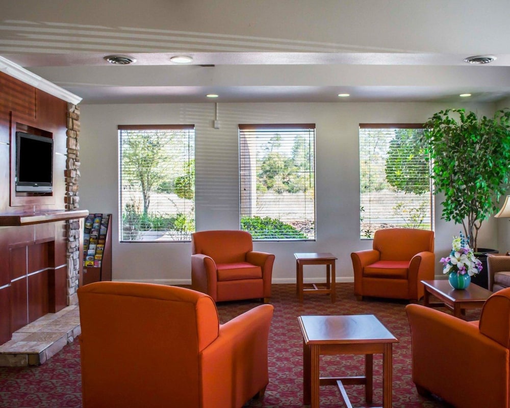 Quality Inn Weeki Wachee - Spring Hill 27/52
