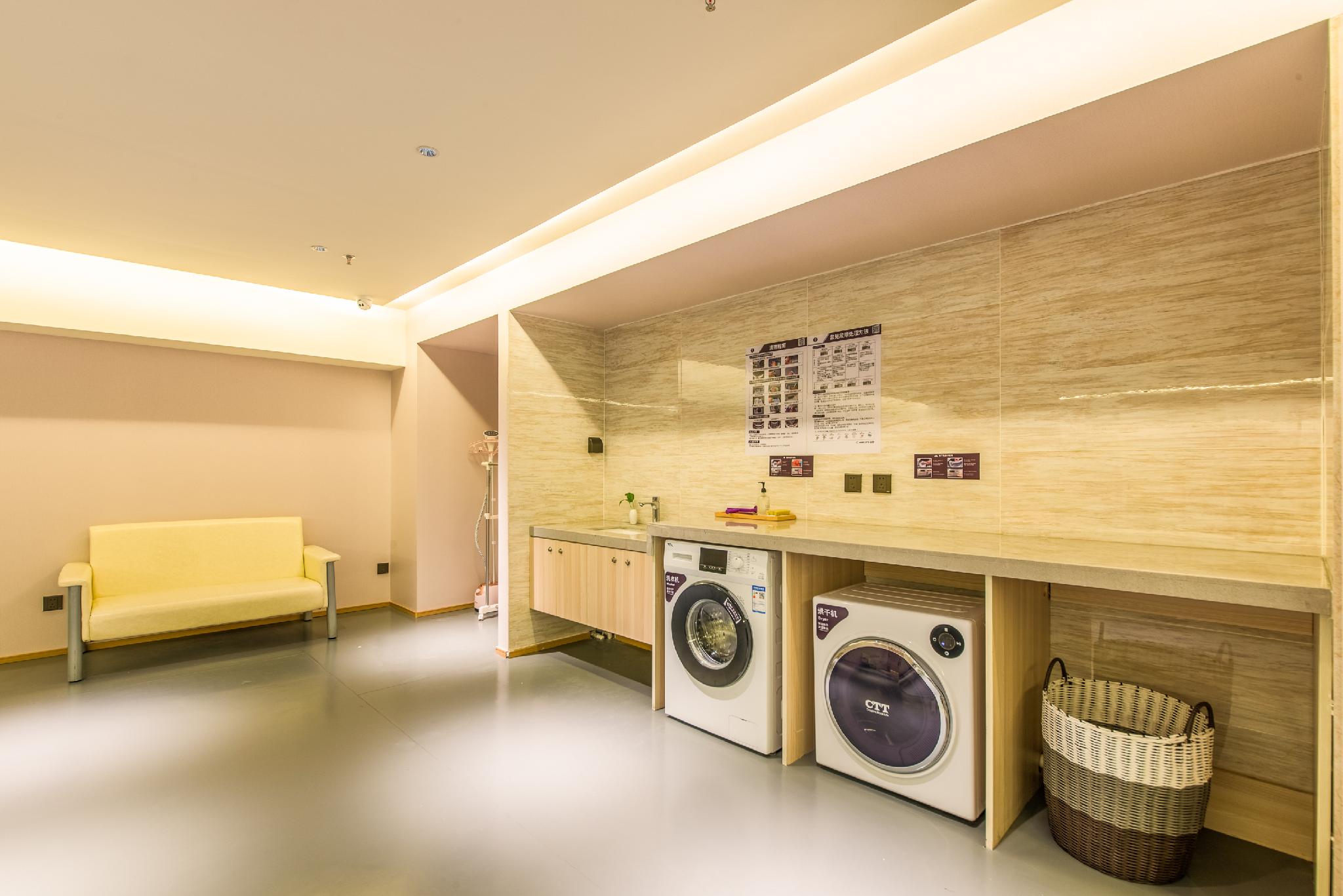 Rezen Dong Hotel (Changchun International Convention and Exhibition Center) 12/50