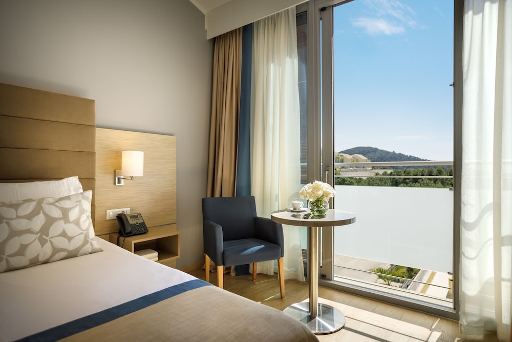 Valamar Argosy Hotel 8/50