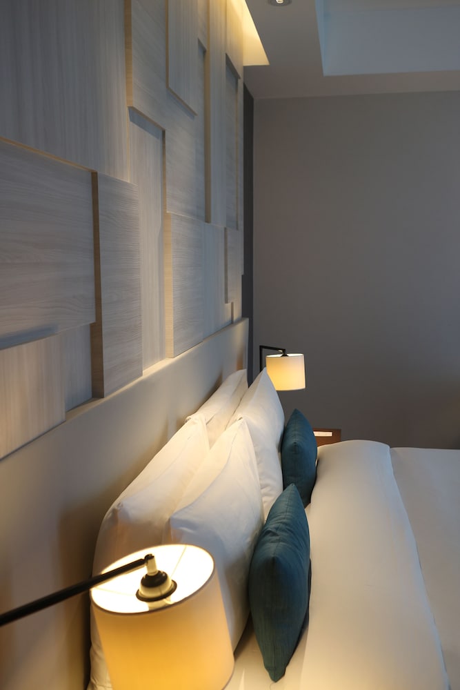 1 Bedroom, Suite, Single Bed, Club Lounge Access, Accessible
