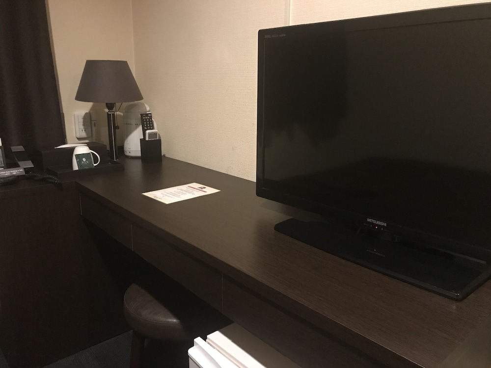 Osaka Corona Hotel 41/48