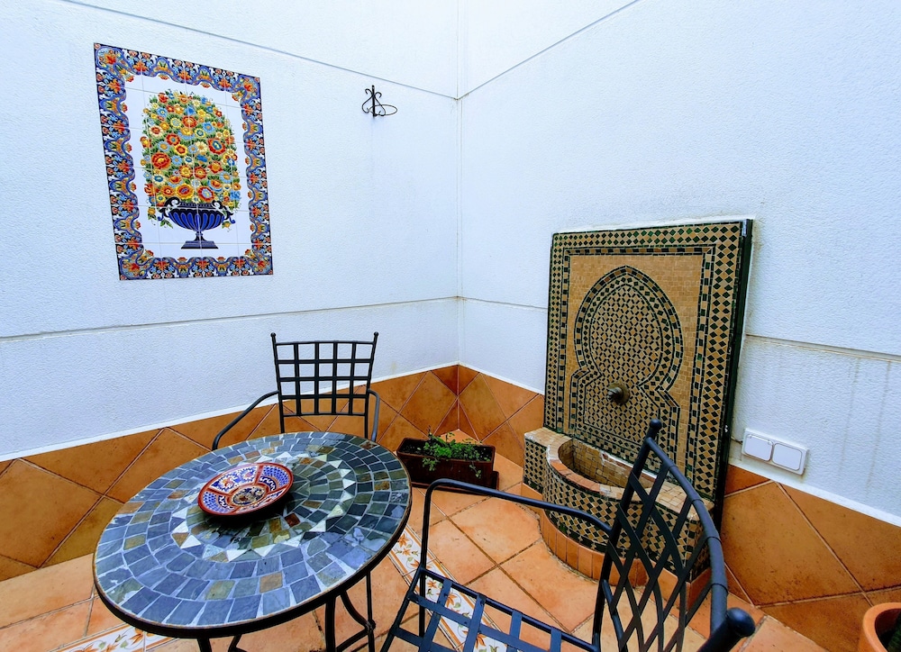 Triana Luxury Home 33/48