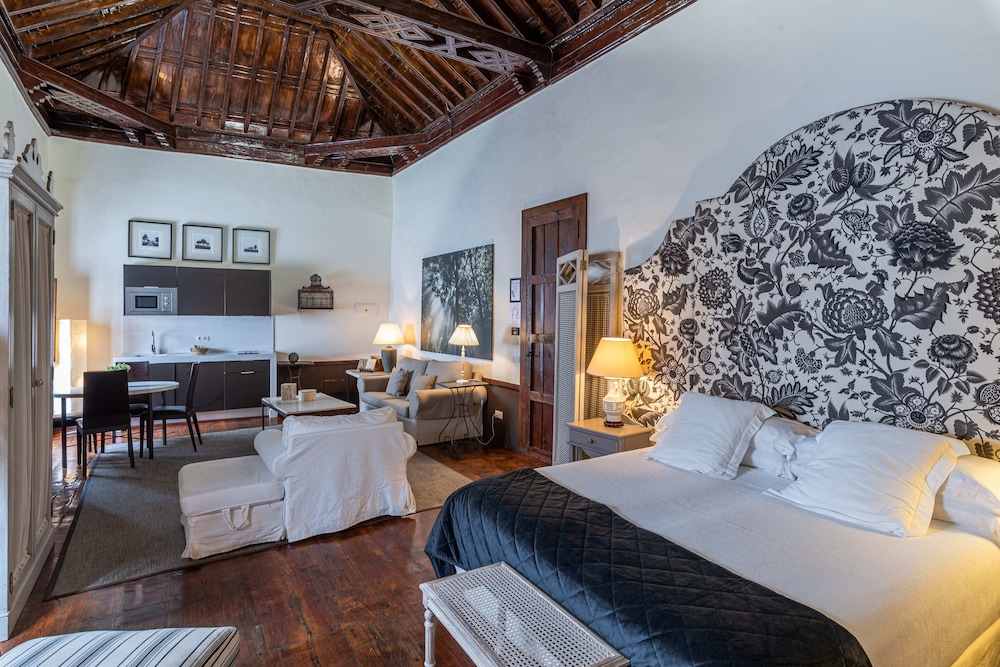 ISLA BAJA SUITES 20/72