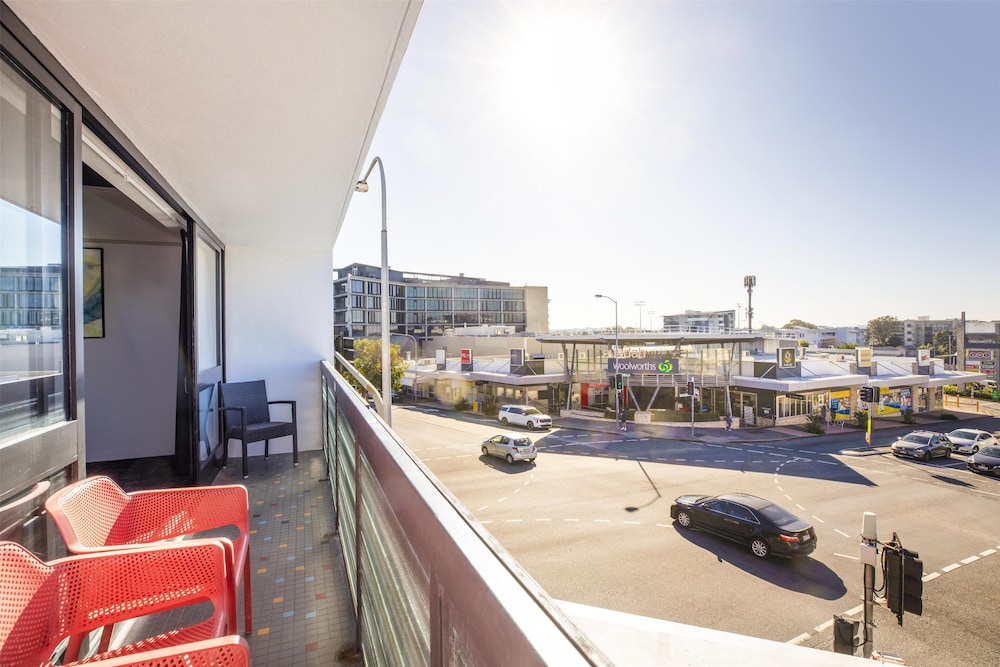 Prince of Wales Hotel 46/50