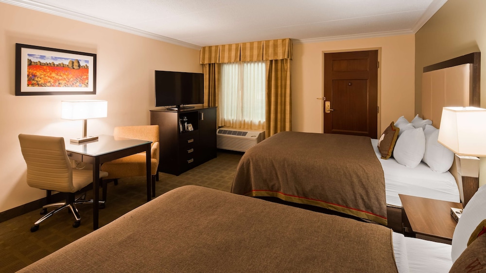 Best Western Plus White Bear Country Inn 16/47