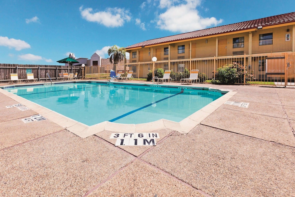 La Quinta Inn Corpus Christi North 3/71