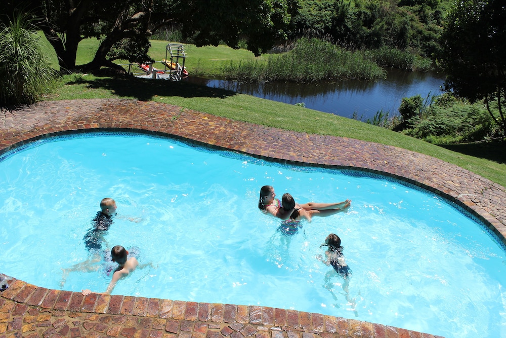 Blackwaters River Lodge 15/30