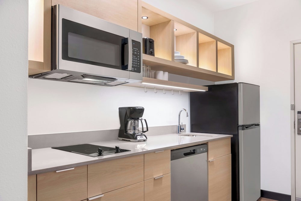Towneplace Suites by Marriott Holland 28/28