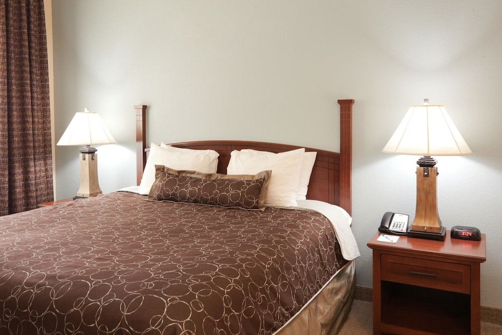 Staybridge Suites Lafayette Airport 13/63