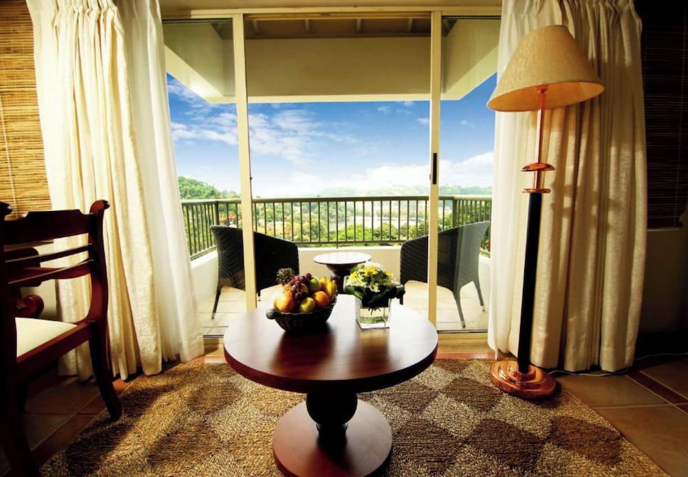Thilanka Hotel Kandy 32/50