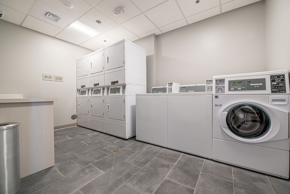 TownePlace Suites by Marriott Las Vegas North I-15 9/47