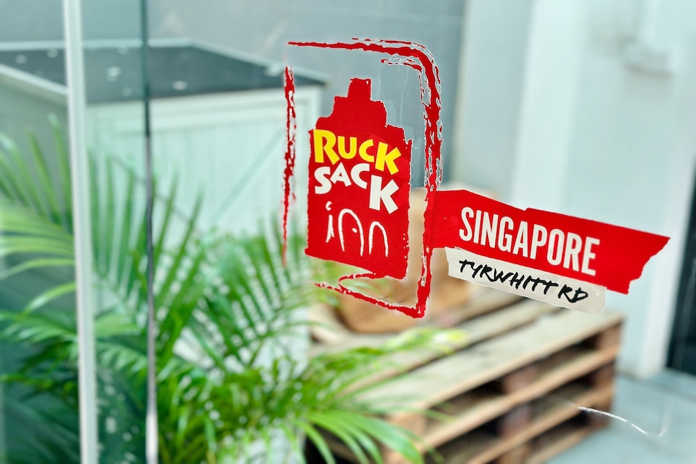 Rucksack Inn At Tyrwhitt 24/48