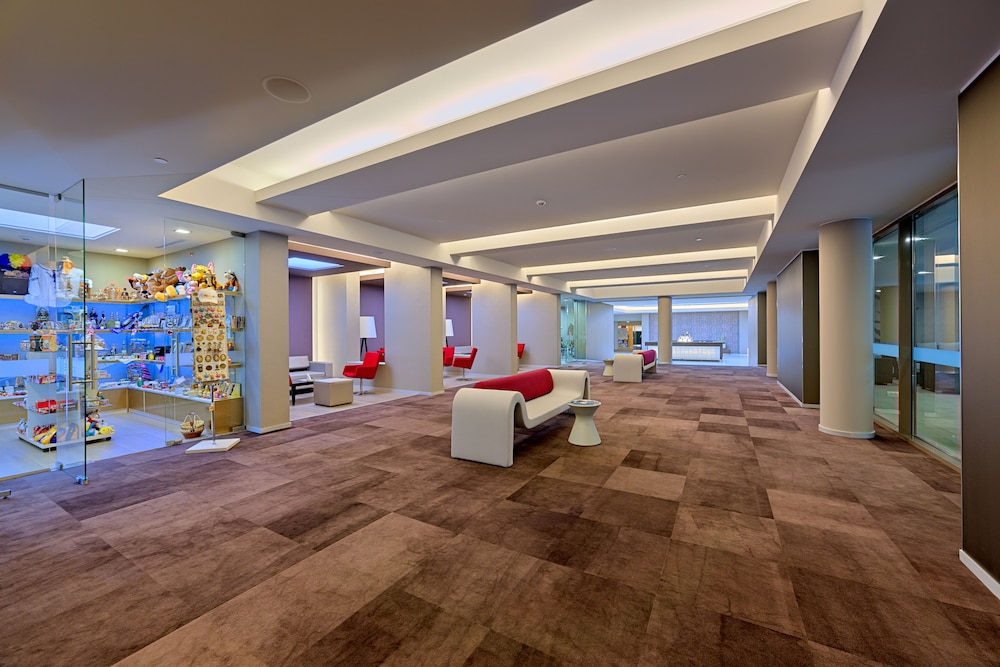 Ramada Plaza by Wyndham Bucharest Convention Center 37/57