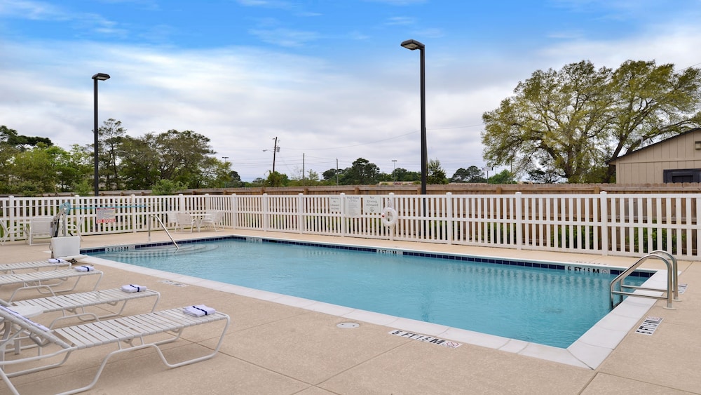 Fairfield by Marriott Inn & Suites Fort Walton Beach Hurlburt Area 31/48