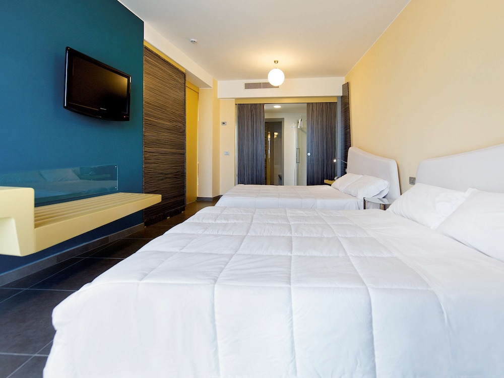 Ibis Styles Catania Acireale 13/75