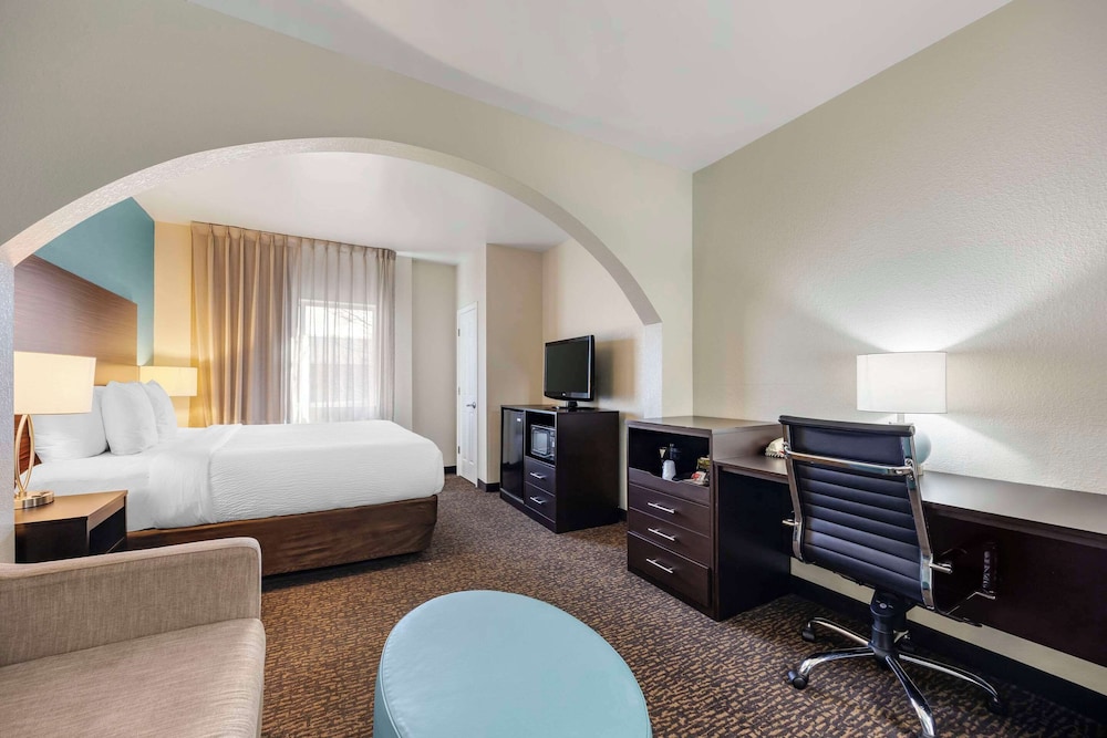 Sleep Inn & Suites Huntsville 17/45